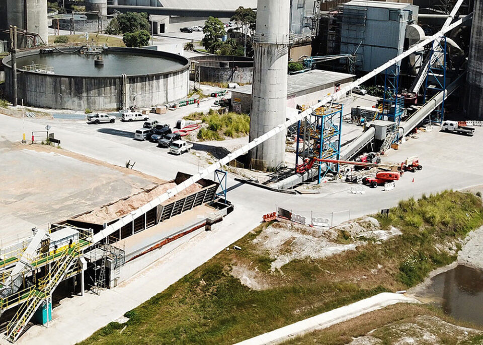 CIL Ltd Air-Supported Belt Conveyor.