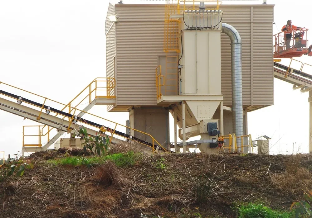 Biomass conveying system.